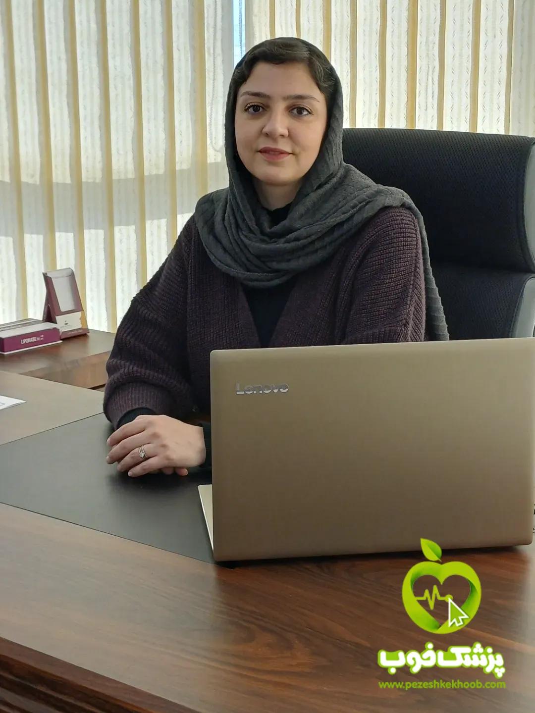 آمنه (مهتاب) آجربندیان