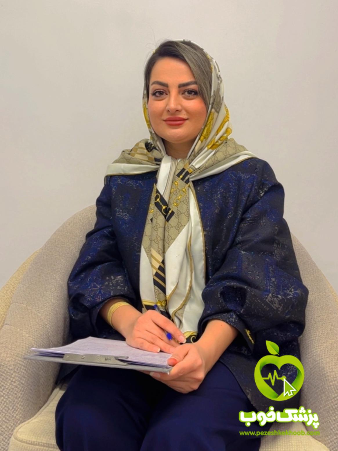 عاطفه نادری