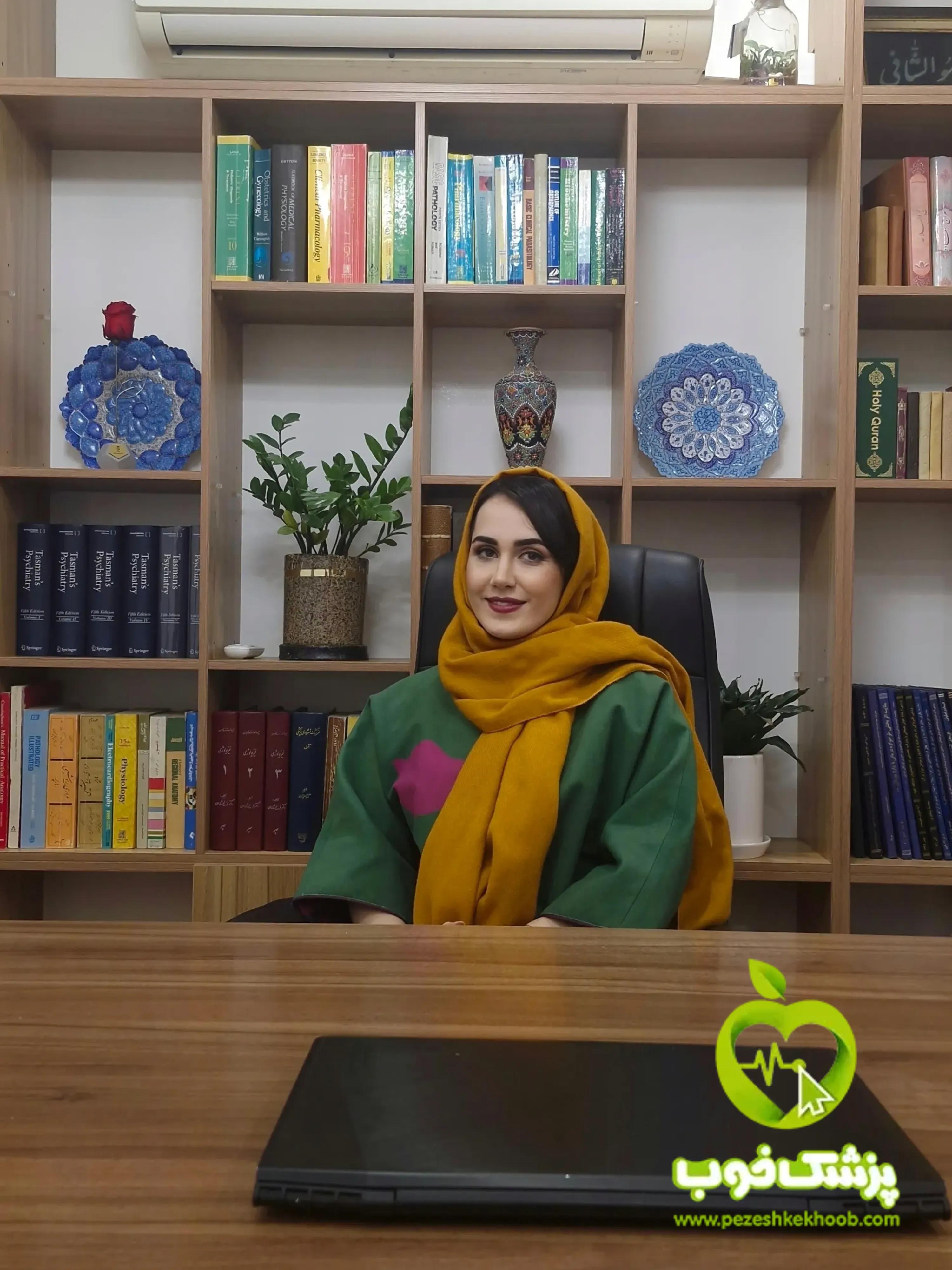 فاطمه کلانتری