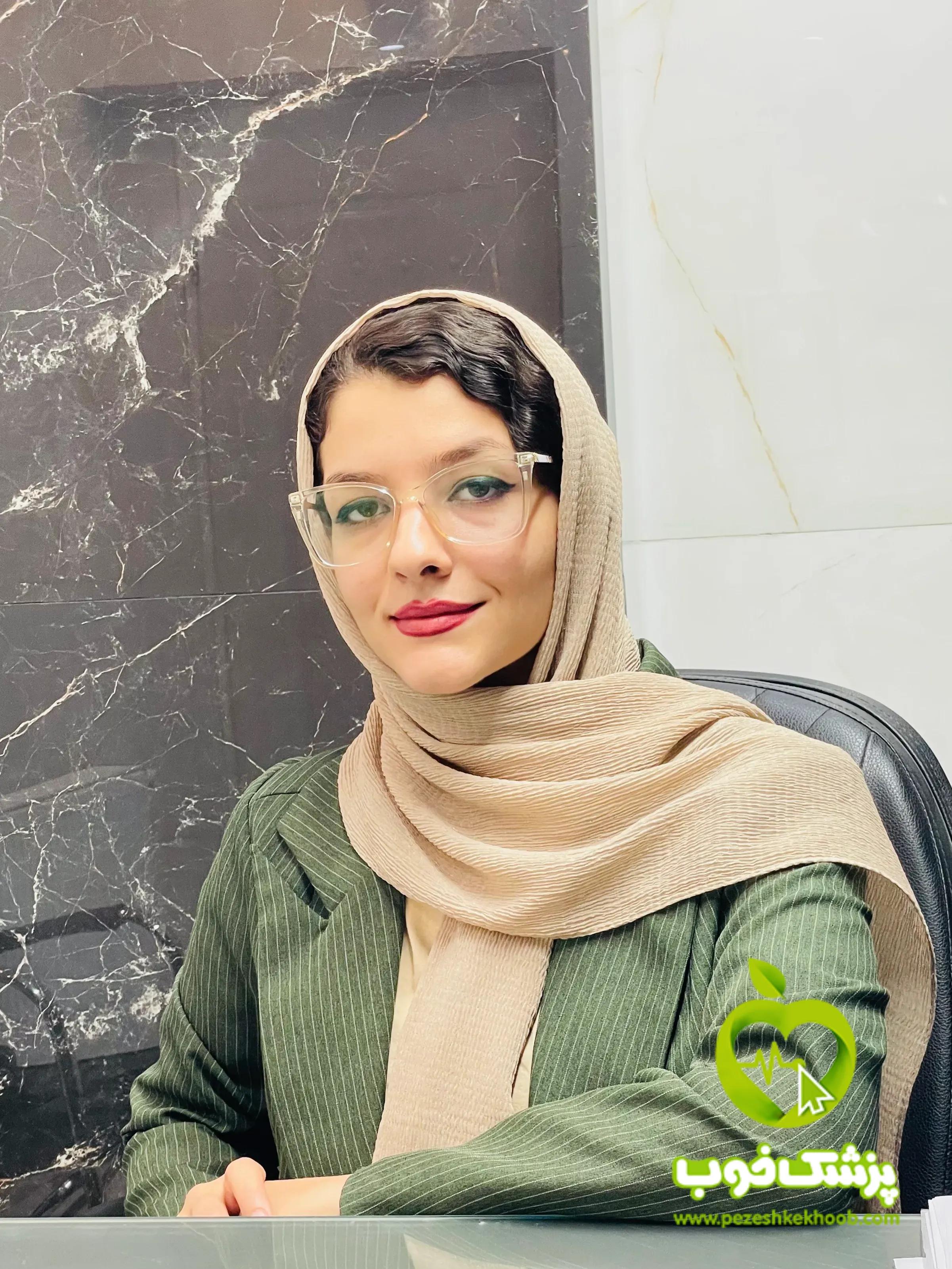 فاطمه منجزی