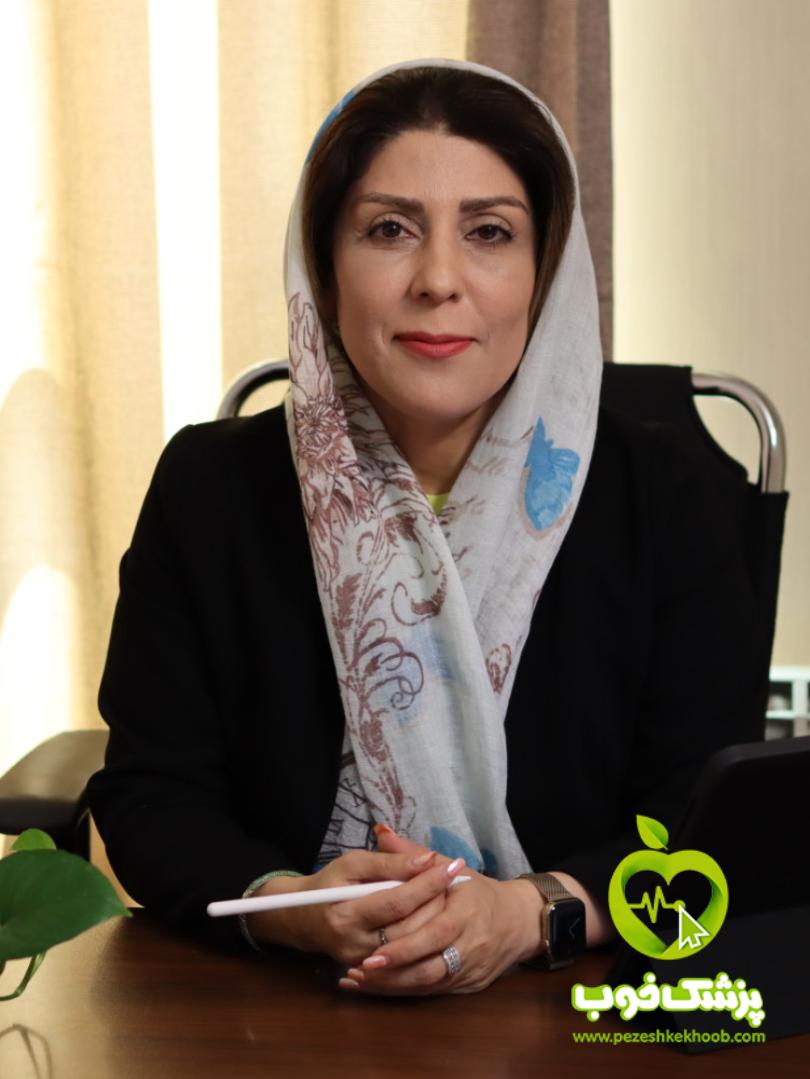 فاطمه رضاپور چورس