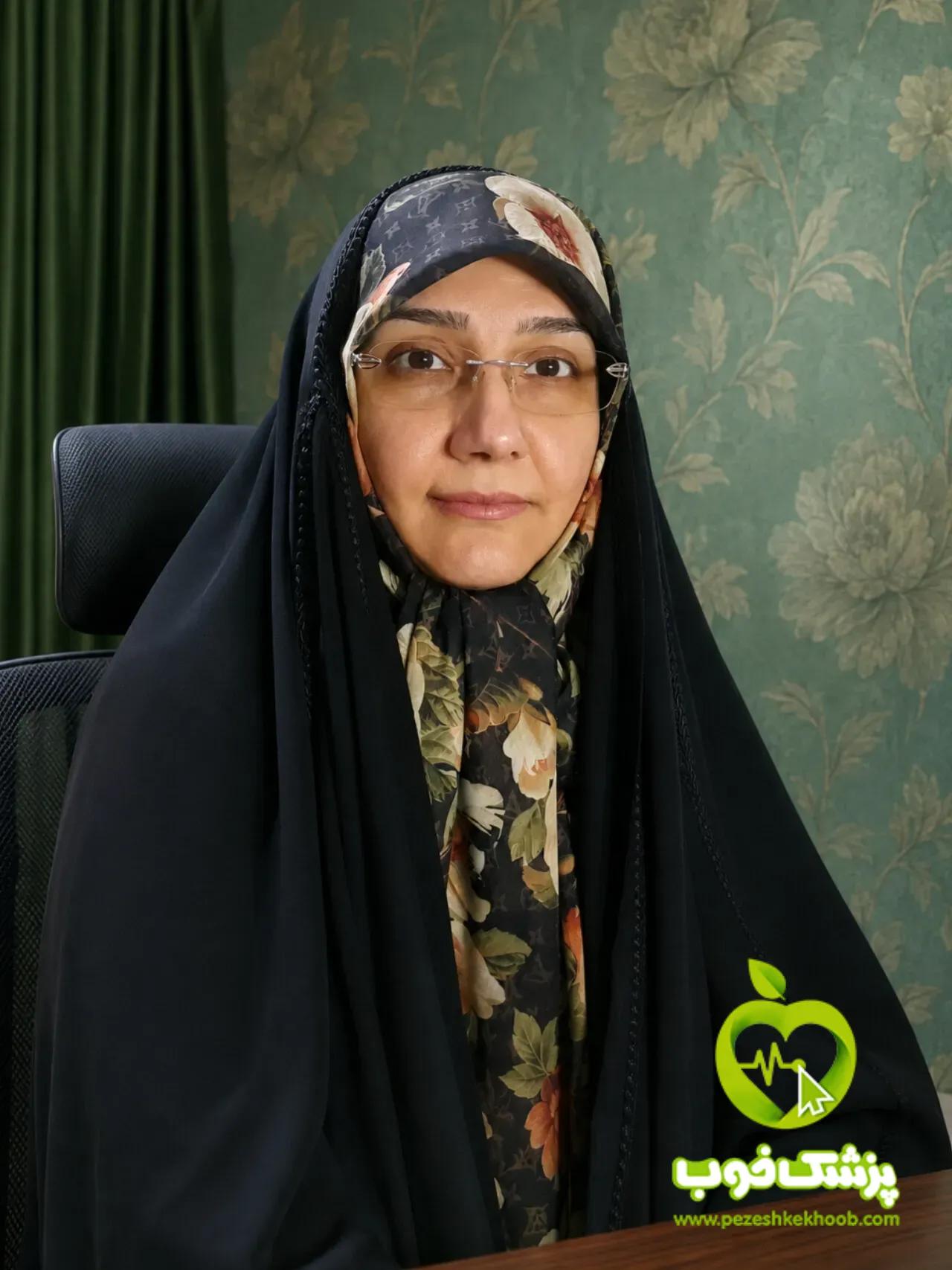 لیلی سادات حسینی