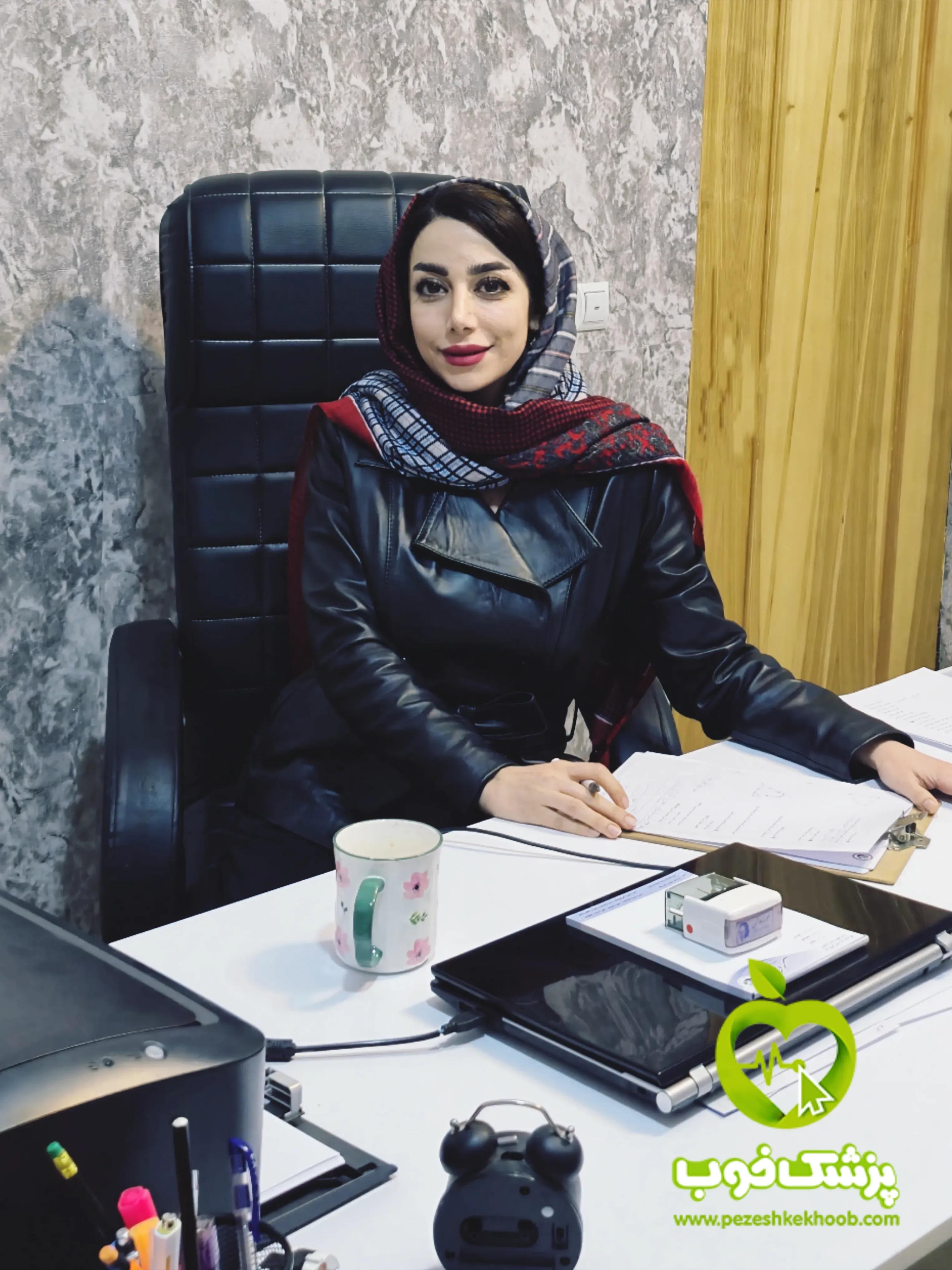 نفیسه کاظمی