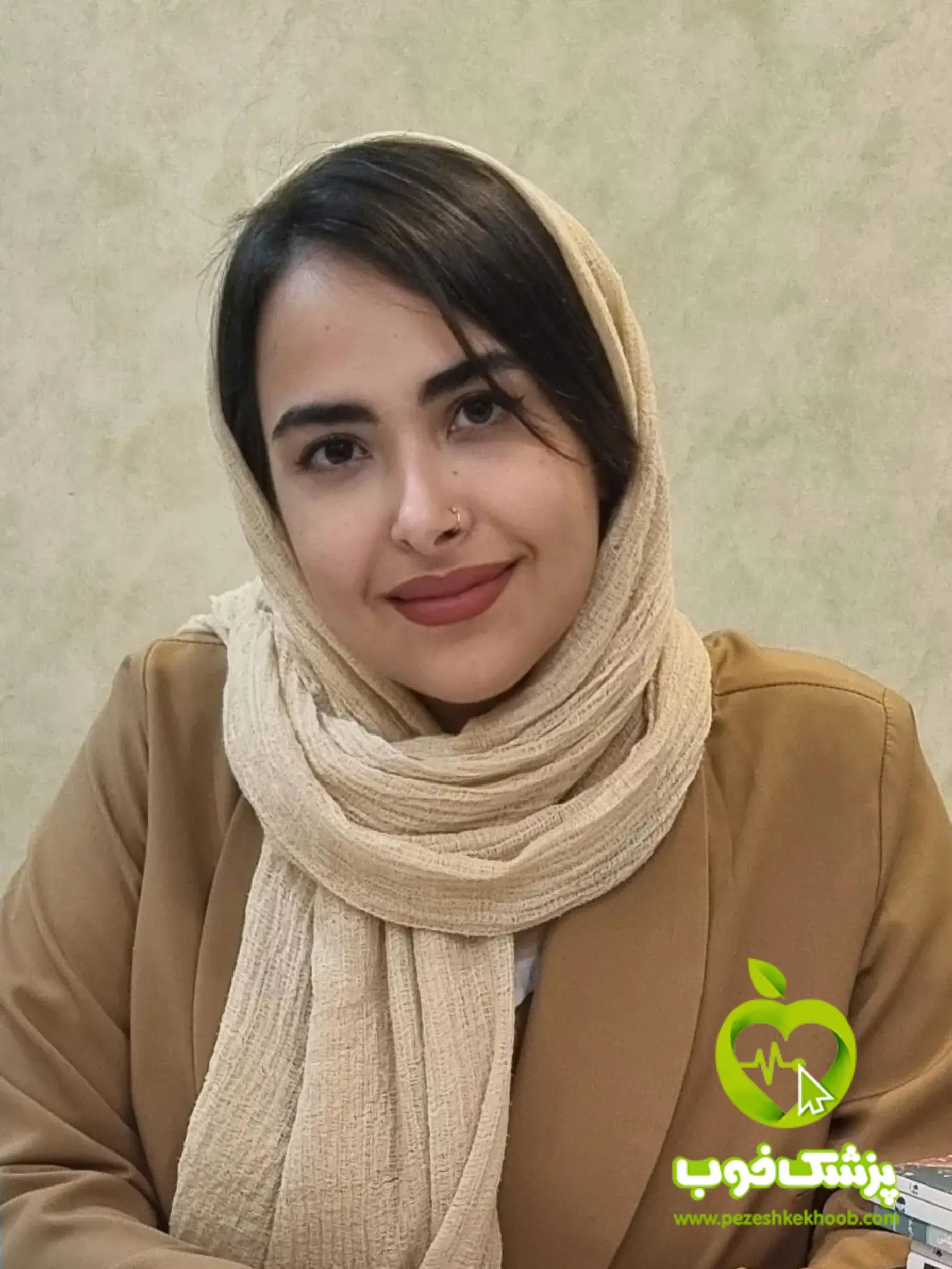 نوتاش نیک نژاد