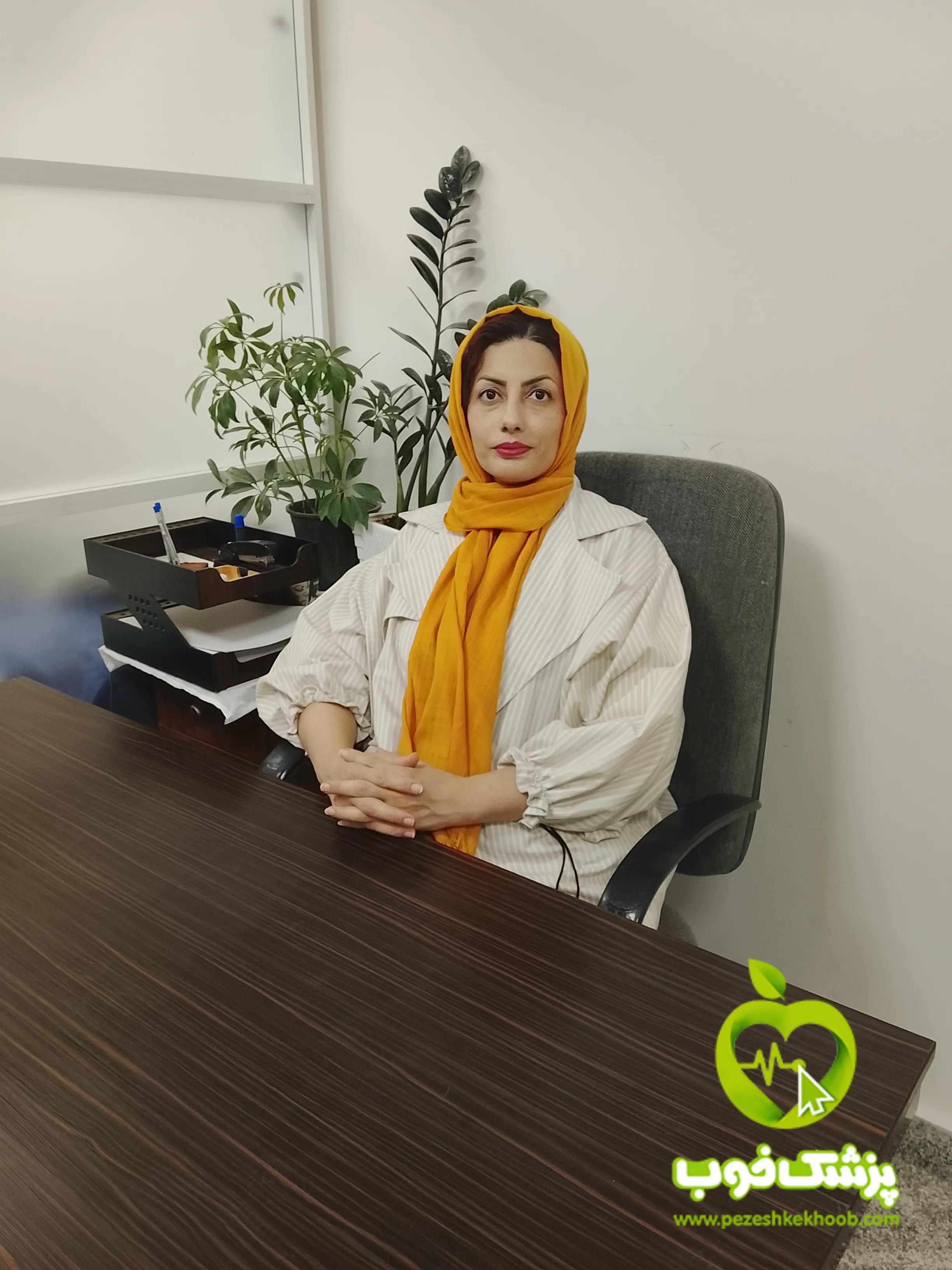 سمانه محسنی زاده