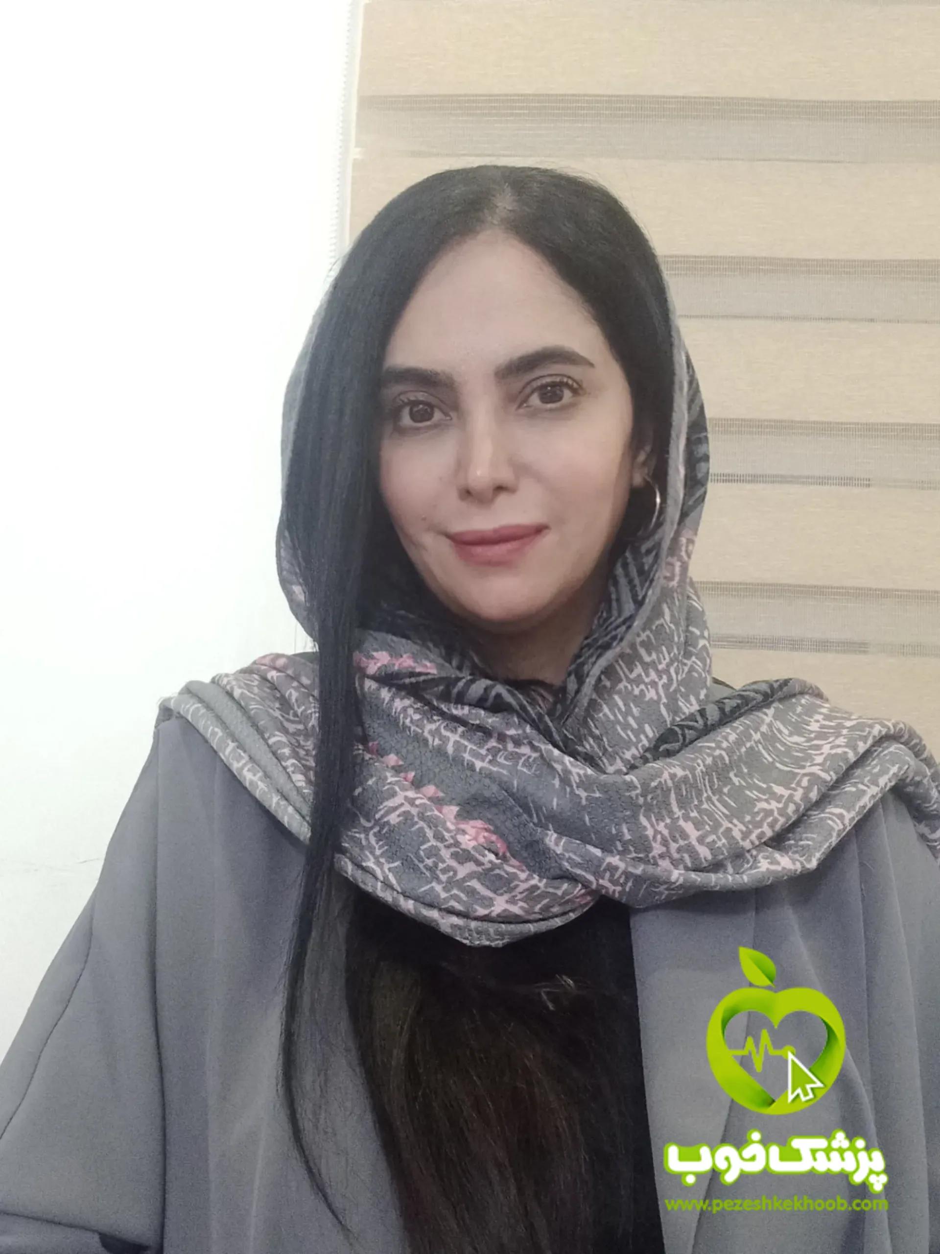 دکتر سارا غلام نژاد