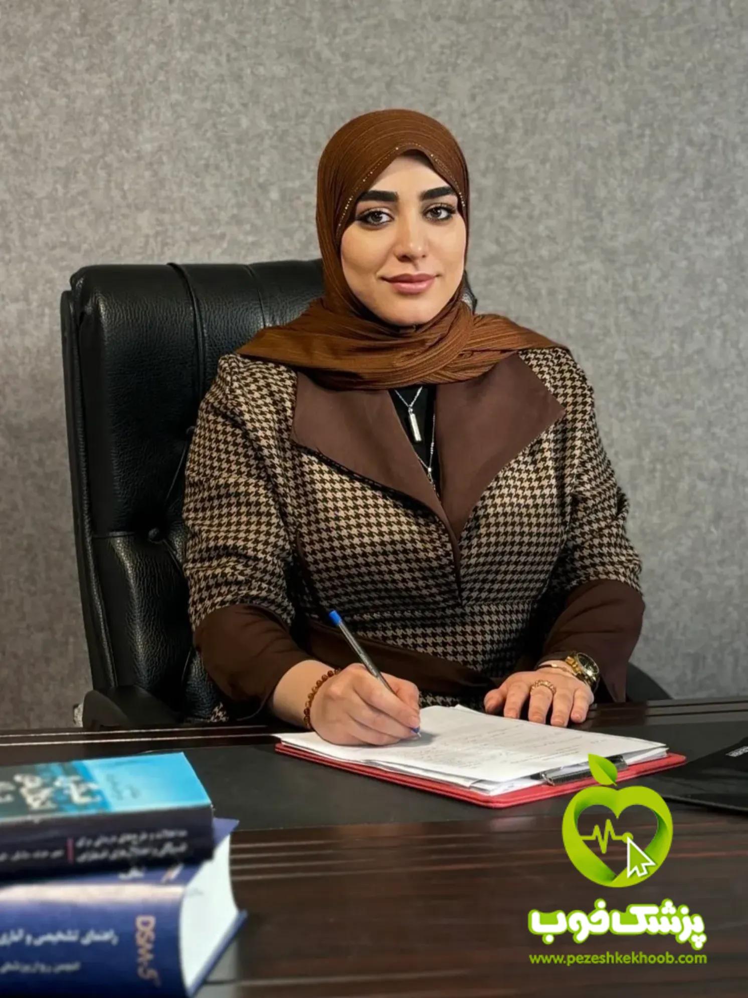 سمیه چراغ سحر